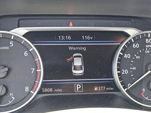 Used 2025 Nissan Sentra SV w/ Trunk Package FWD image 9