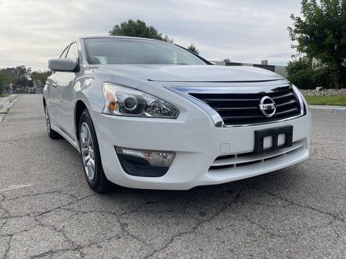 Used 2015 Nissan Altima 2.5 S FWD image 8