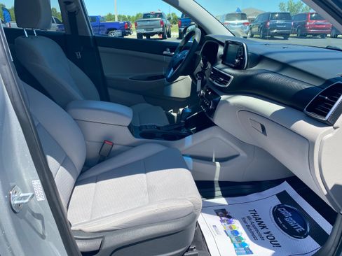 Used 2019 Hyundai Tucson SE AWD/4WD image 16