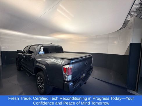 Used 2023 Toyota Tacoma TRD Sport w/ Technology Package image 3