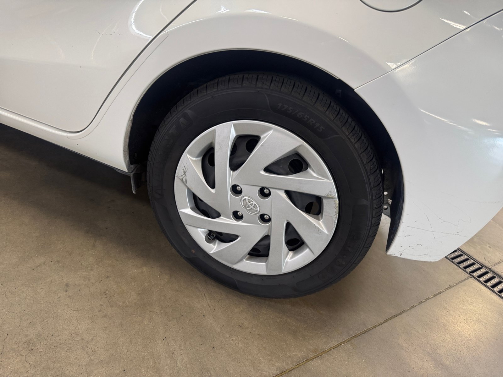 Used 2015 Toyota Prius C Three FWD image 26