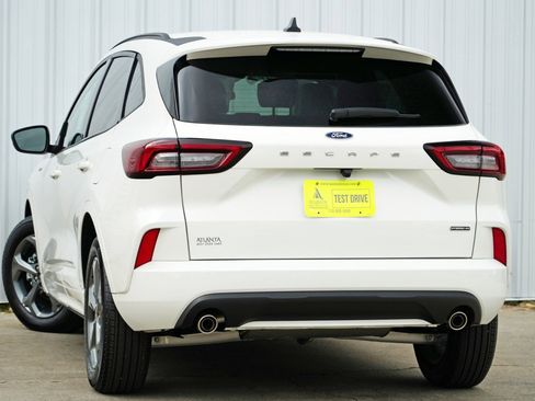 Used 2024 Ford Escape ST-Line Select image 5