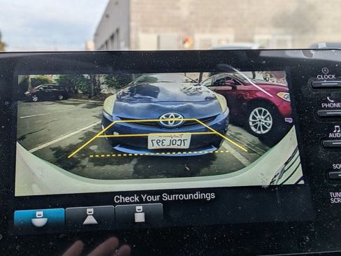 Used 2022 Honda Accord Sport image 11