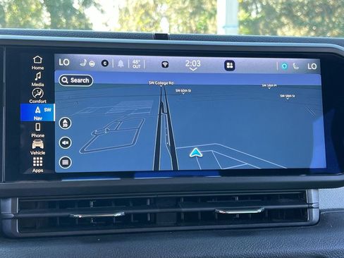 Used 2024 Jeep Gladiator Willys image 20