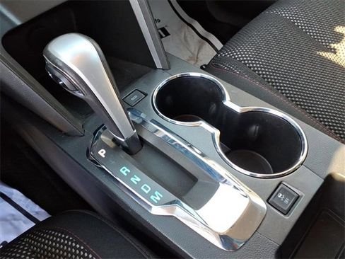 Used 2015 Chevrolet Equinox LT w/ Driver Convenience Package image 9