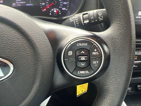 Used 2020 Kia Soul LX image 15