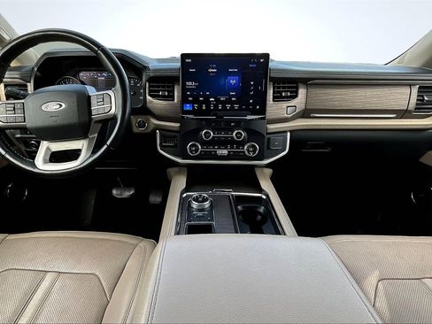 Used 2023 Ford Expedition Max Limited image 16
