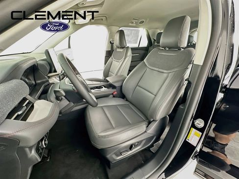 New 2026 Ford Explorer Active w/ Active Comfort Package AWD/4WD image 26