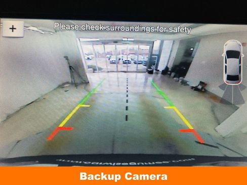 Used 2019 Ford Edge Titanium image 18