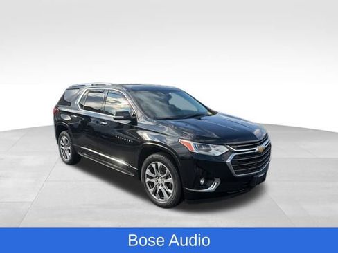 Used 2018 Chevrolet Traverse Premier w/ Driver Confidence II Package image 9