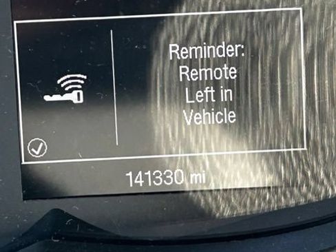 Used 2017 Chevrolet Trax LT w/ Sun & Sound Package FWD image 4