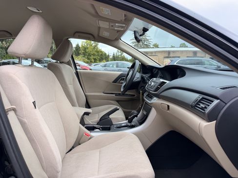 Used 2013 Honda Accord LX image 16