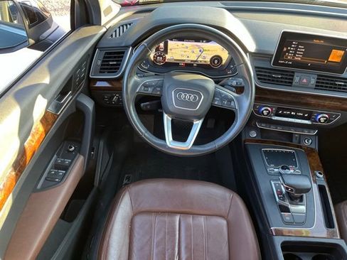 Used 2018 Audi Q5 2.0T Premium Plus w/ Premium Plus Package image 9