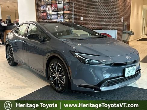 Used 2024 Toyota Prius Limited image 1