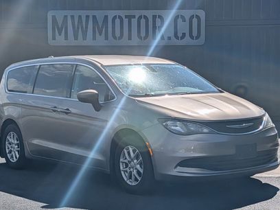 Used 2018 Chrysler Pacifica LX