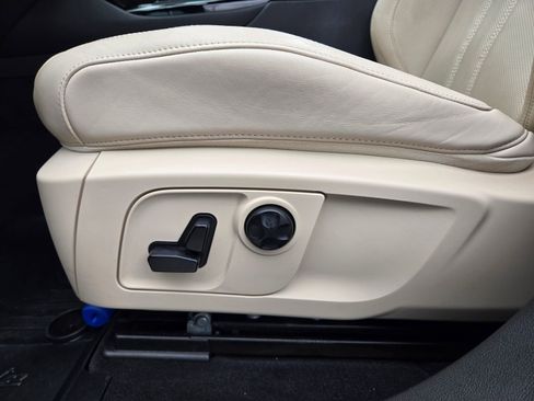Used 2019 Maserati Levante GranSport AWD/4WD image 27