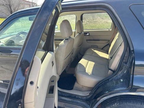 Used 2008 Ford Escape Limited AWD/4WD image 24