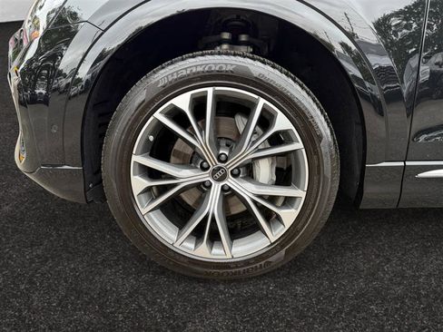 Used 2024 Audi Q8 Premium Plus w/ Premium Plus Package image 15