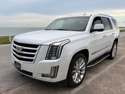Used 2018 Cadillac Escalade Luxury