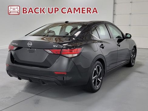 Used 2024 Nissan Sentra SV FWD image 9