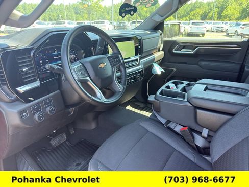 Certified 2025 Chevrolet Silverado 1500 LT AWD/4WD image 21