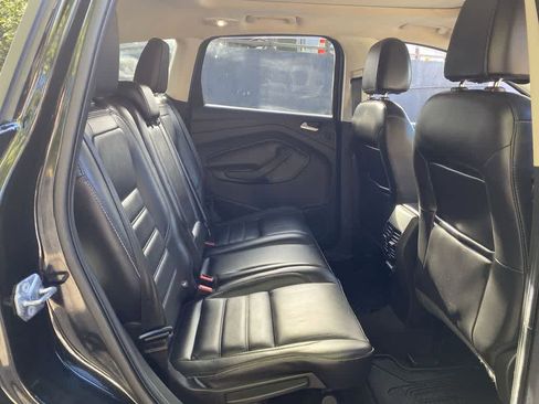Used 2017 Ford Escape Titanium w/ Equipment Group 301A AWD/4WD image 19