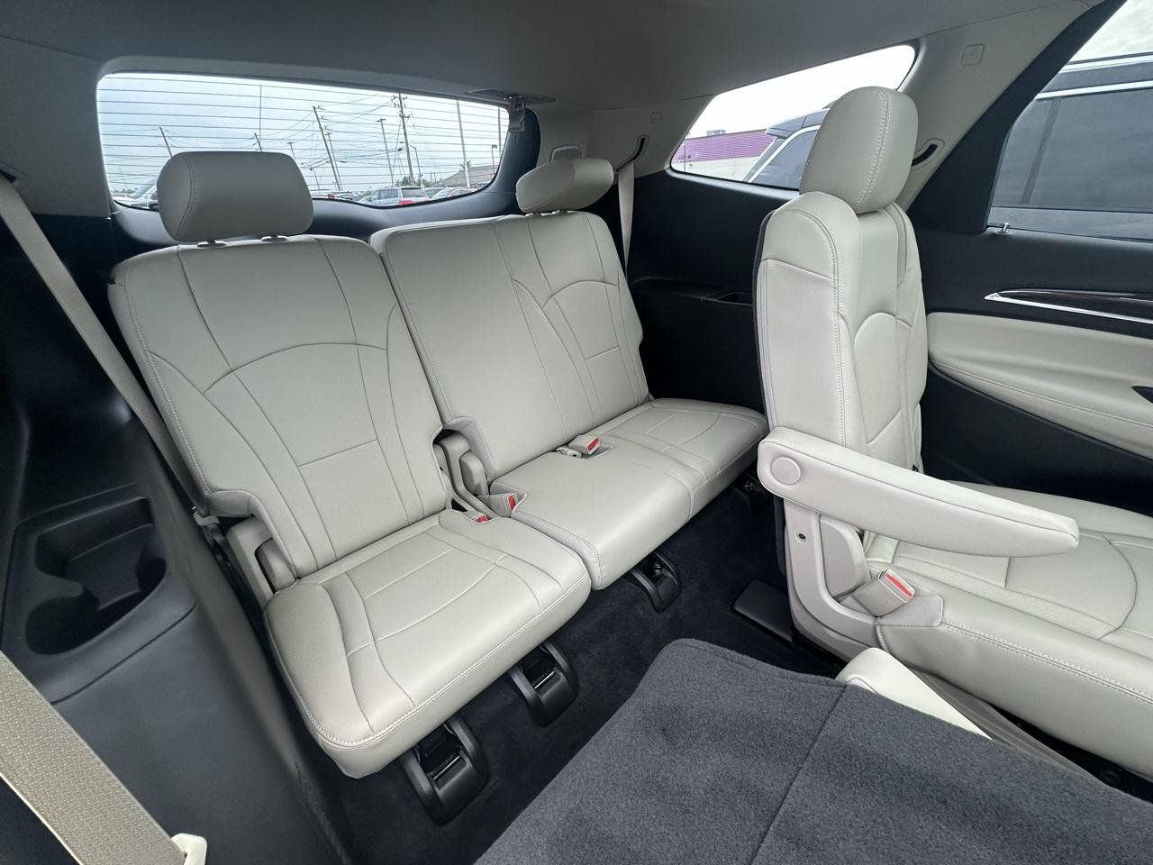 Used 2021 Buick Enclave Premium w/ Sun and Sites Package FWD image 31
