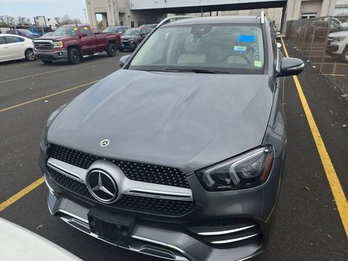 Used 2023 Mercedes-Benz GLE 350 4MATIC image 2