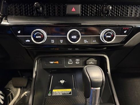 Used 2023 Honda CR-V Sport Touring image 29