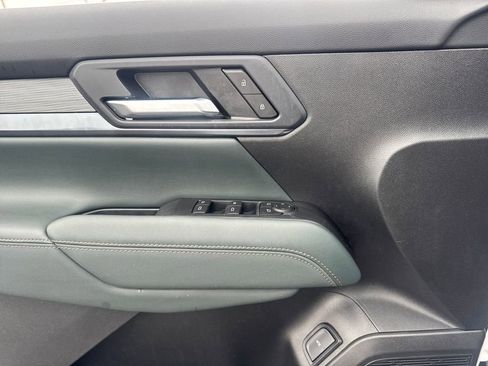 Used 2026 GMC Terrain AT4 w/ LPO, Floor Liner Package AWD/4WD image 20