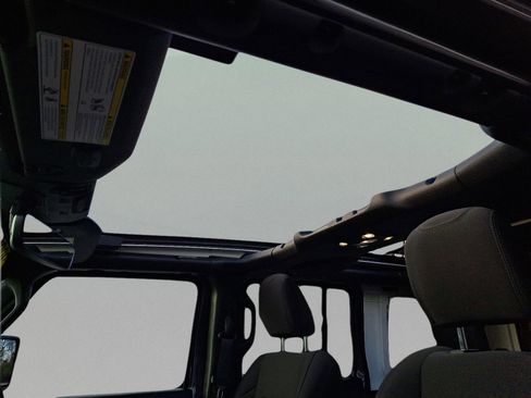 Certified 2022 Jeep Wrangler Unlimited Sport S w/ Sun And Sound Package image 12