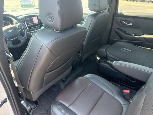Used 2023 Chevrolet Traverse High Country w/ LPO, Floor Liner Package FWD image 19