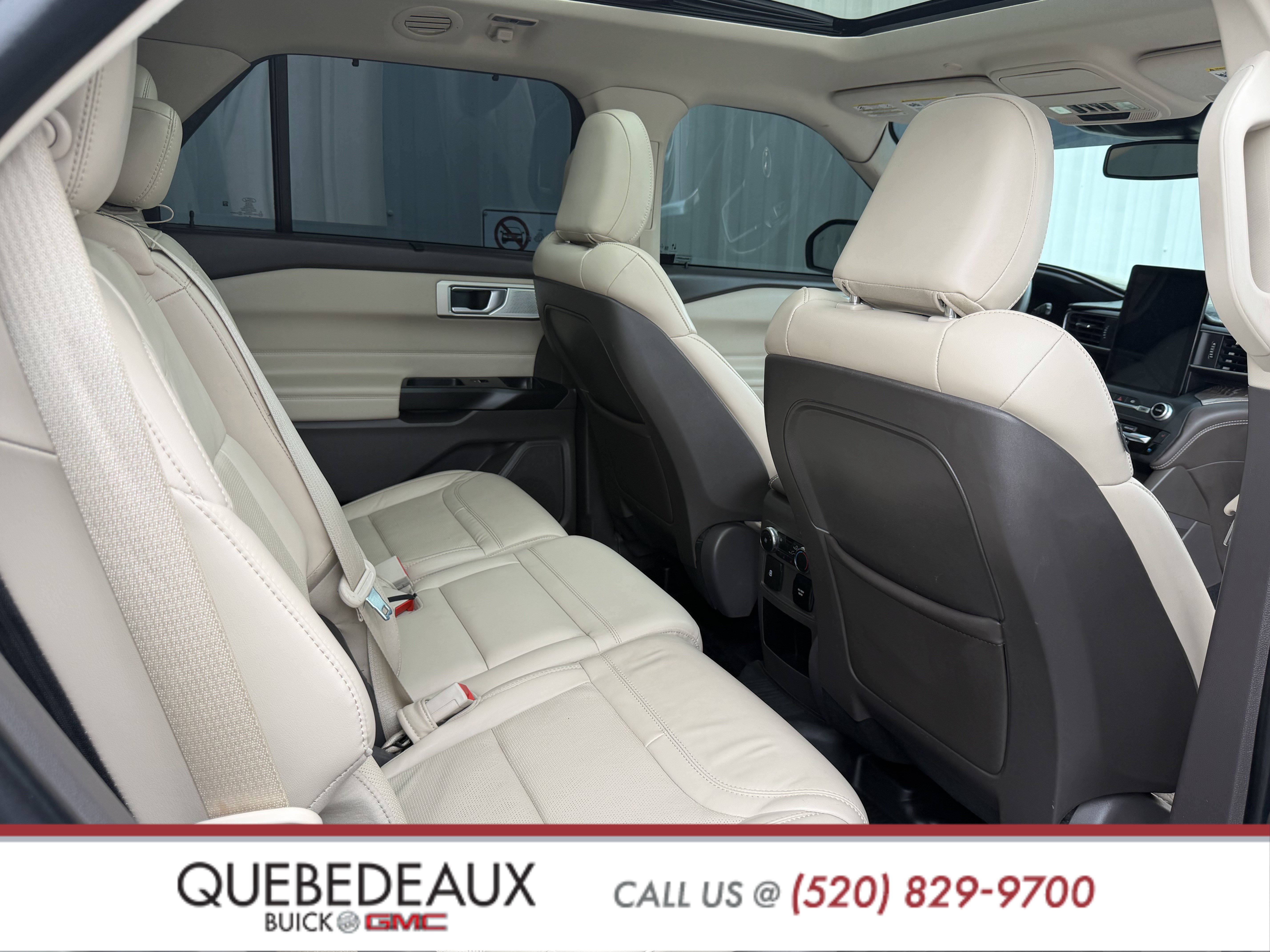 Used 2020 Ford Explorer Platinum w/ Premium Technology Package AWD/4WD image 15