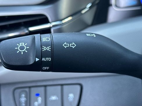 Used 2020 Hyundai Ioniq Limited image 33