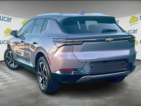 Used 2025 Chevrolet Equinox EV LT image 4
