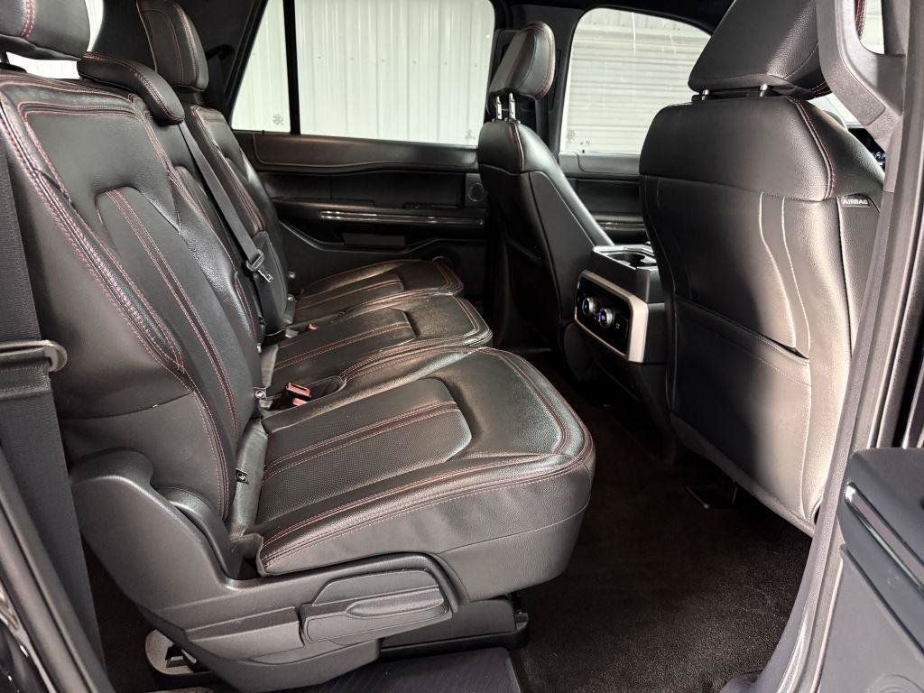 Used 2022 Ford Expedition Max Limited AWD/4WD image 32