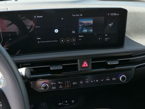 New 2025 Kia EV6 Wind image 15