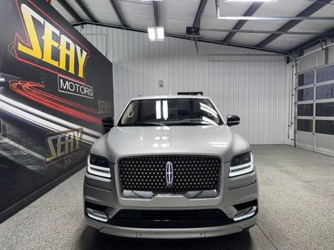 Used 2019 Lincoln Navigator Reserve AWD/4WD image 20