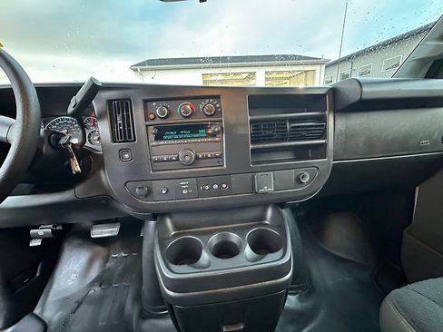 Used 2025 GMC Savana 2500 w/ Driver Convenience Package RWD image 27