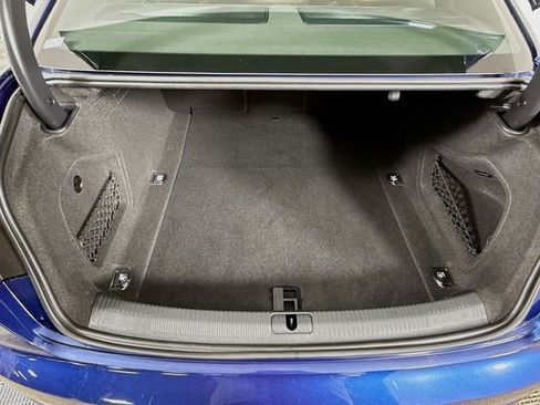 Used 2018 Audi A4 2.0T Premium Plus image 28