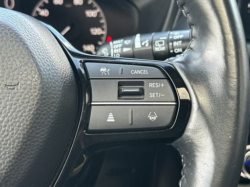 Used 2023 Honda HR-V EX-L image 32