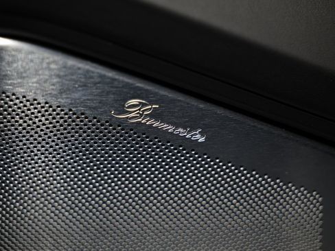 New 2025 Porsche Cayenne Turbo image 24