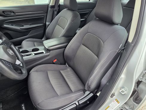 Used 2024 Nissan Altima 2.5 S image 31