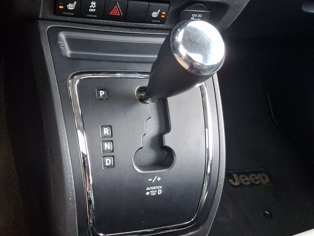 Used 2017 Jeep Patriot High Altitude AWD/4WD image 23