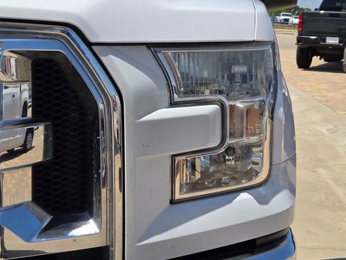 Used 2015 Ford F150 XLT AWD/4WD image 15