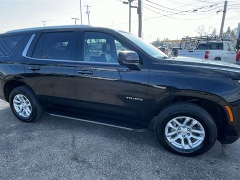 Used 2025 Chevrolet Tahoe LT image 3