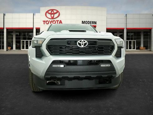 New 2025 Toyota Tacoma TRD Sport image 3