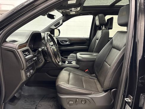 Used 2021 Chevrolet Suburban High Country AWD/4WD image 16