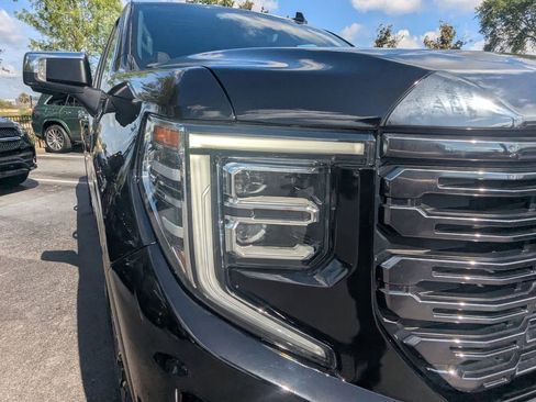 Used 2023 GMC Sierra 1500 Denali Ultimate AWD/4WD image 9