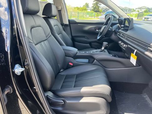 New 2026 Honda HR-V EX-L image 11